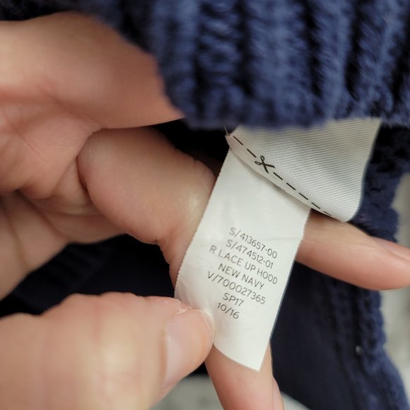 💕 Gap Navy sweater with lace up detail Size XS - Picture 10 of 11